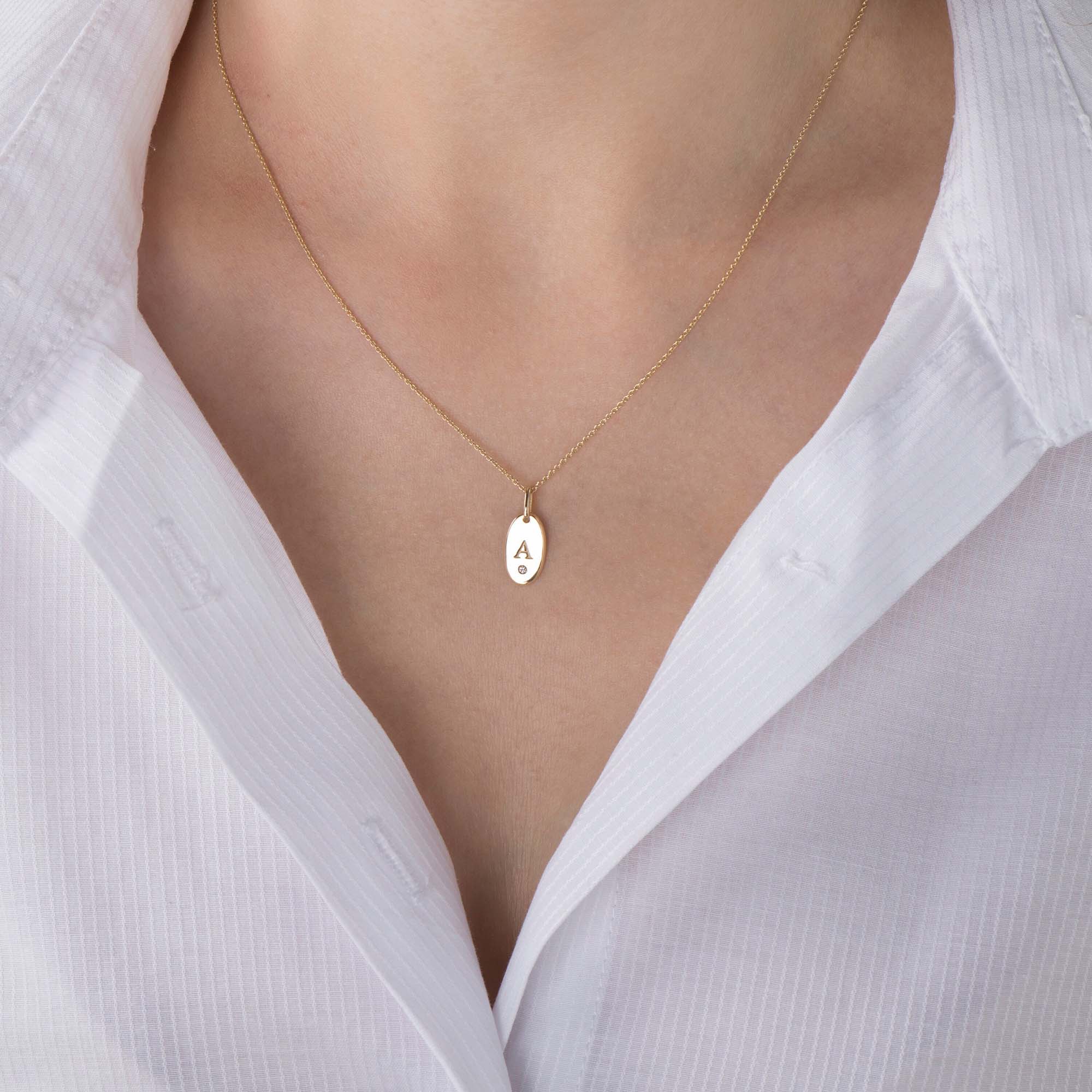 Mini Birthstone Initial Oval Disc Pendant in 14K Gold