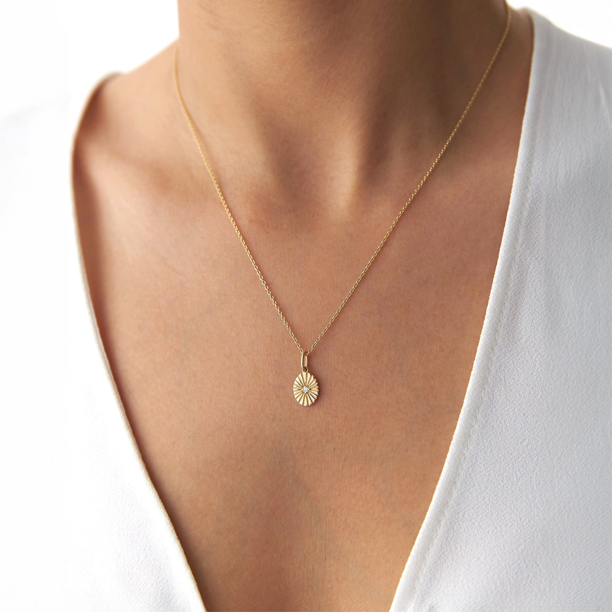 Mini Oval Diamond Pendant Necklace in 14K Gold