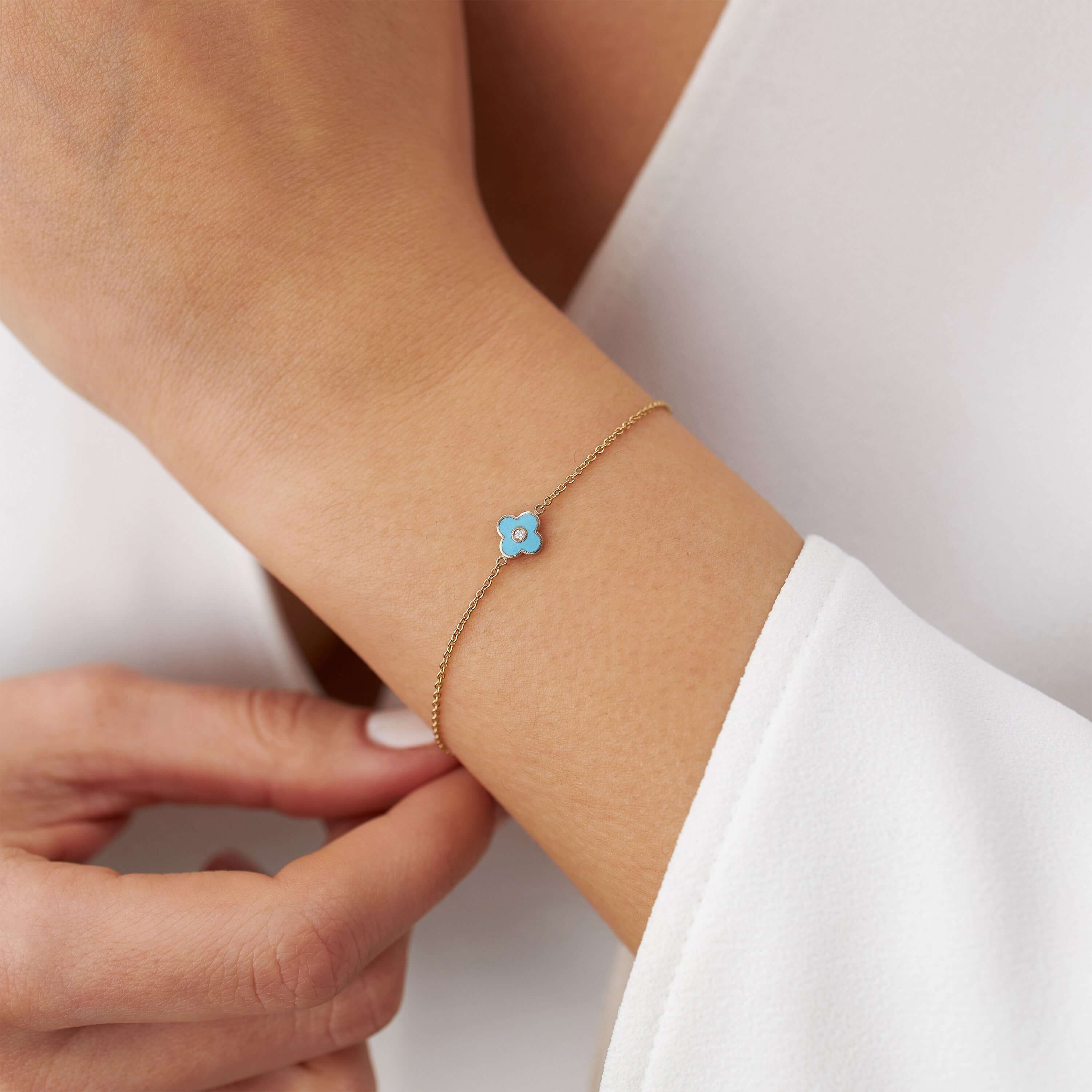 Mini Diamond Inlaid Turquoise Clover Bracelet in 14K Gold
