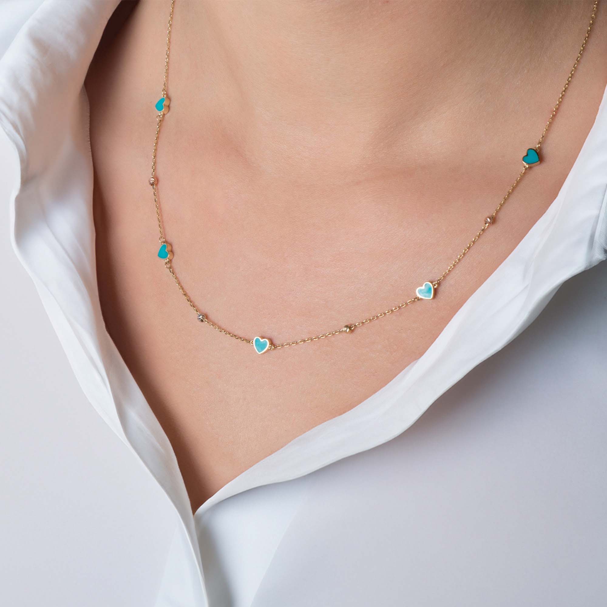 Heart Station Necklace in 14K Gold