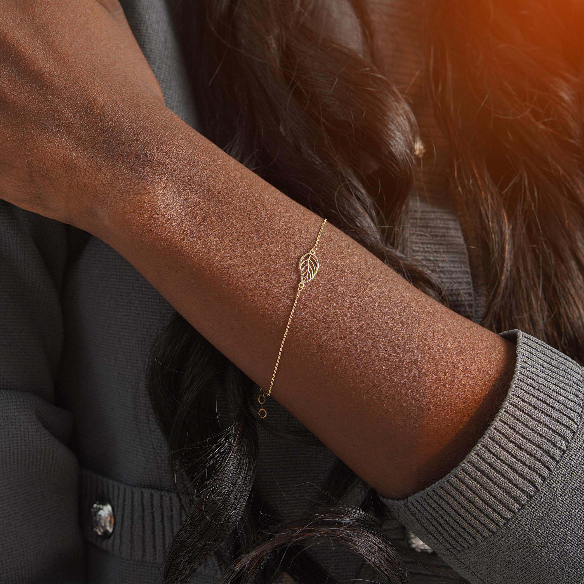 Minimal Golden Leaf Bracelet in 14K Gold