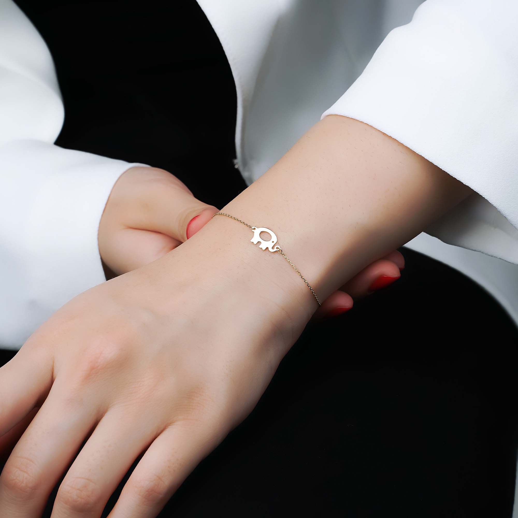 Minimal Elephant Bracelet in 14K Gold