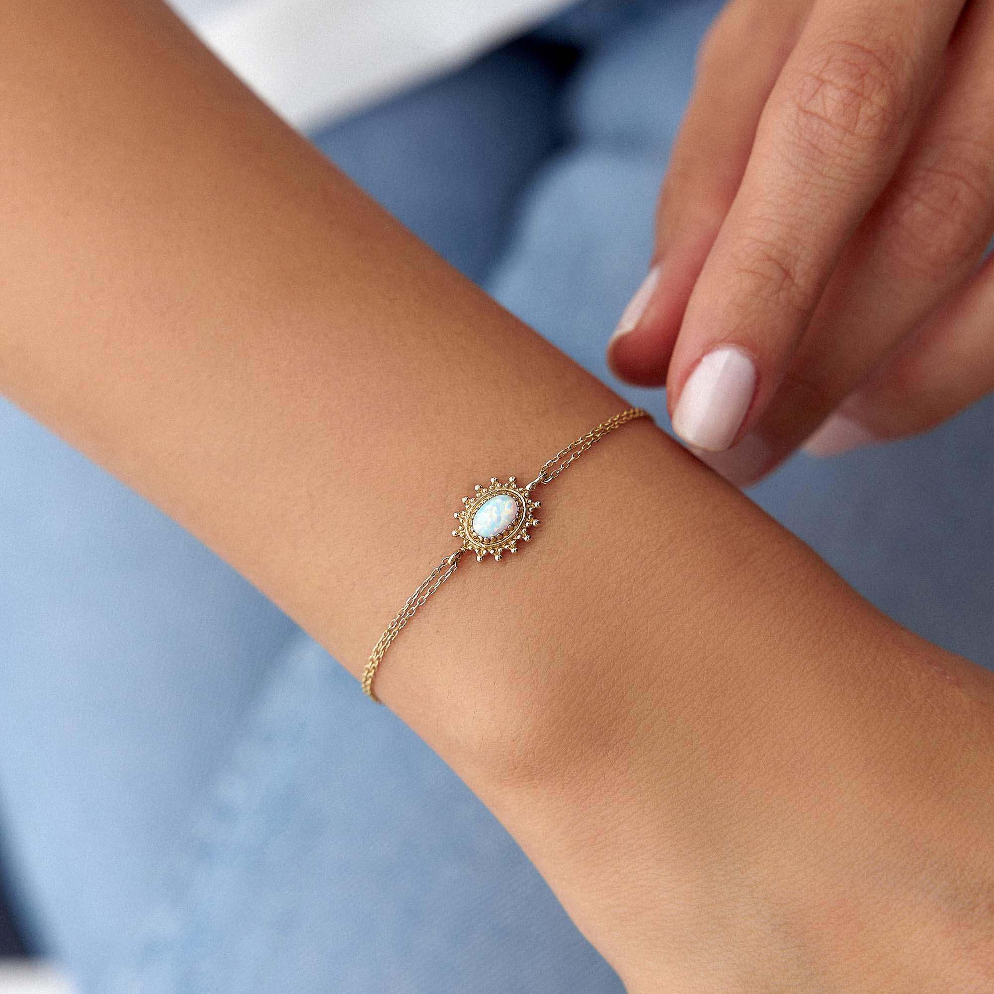Oval Opal Bracelet in 14K Gold