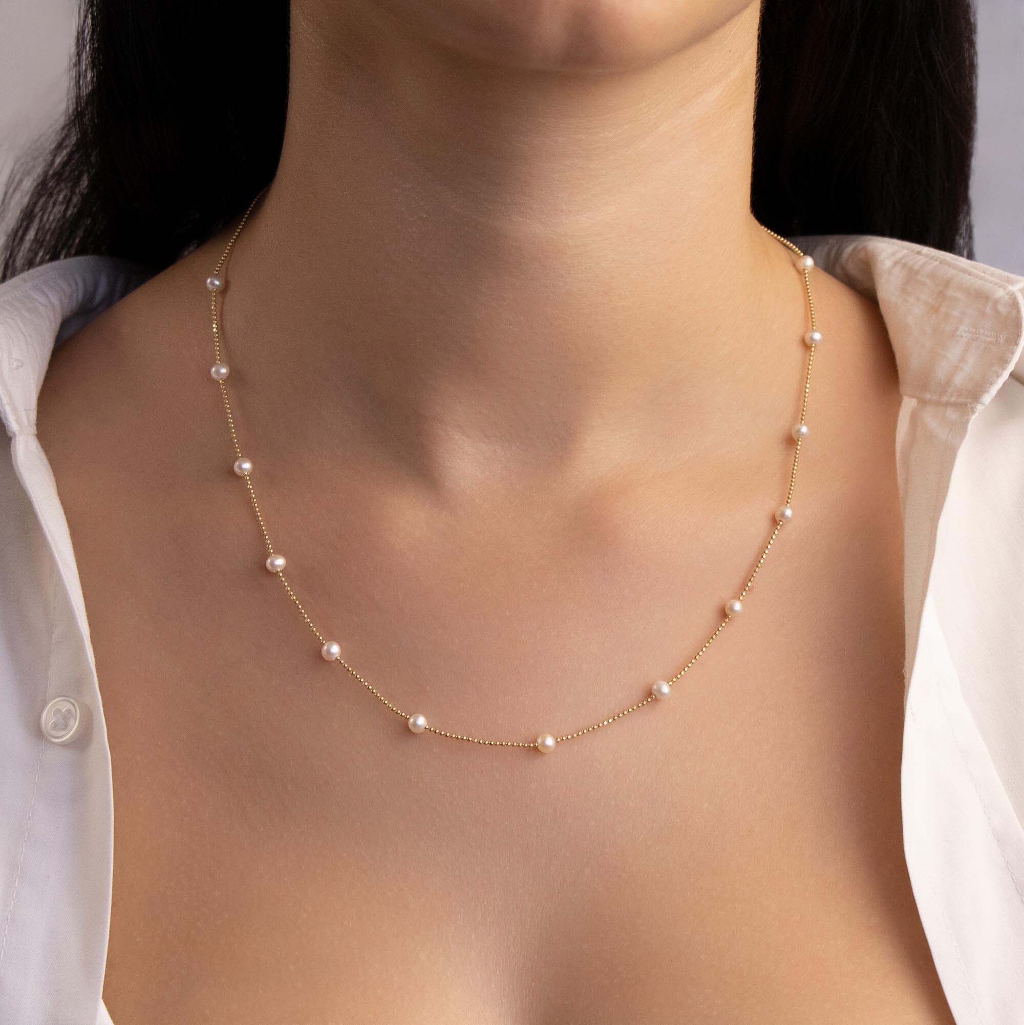 Pearl Station Necklace in 14K Gold