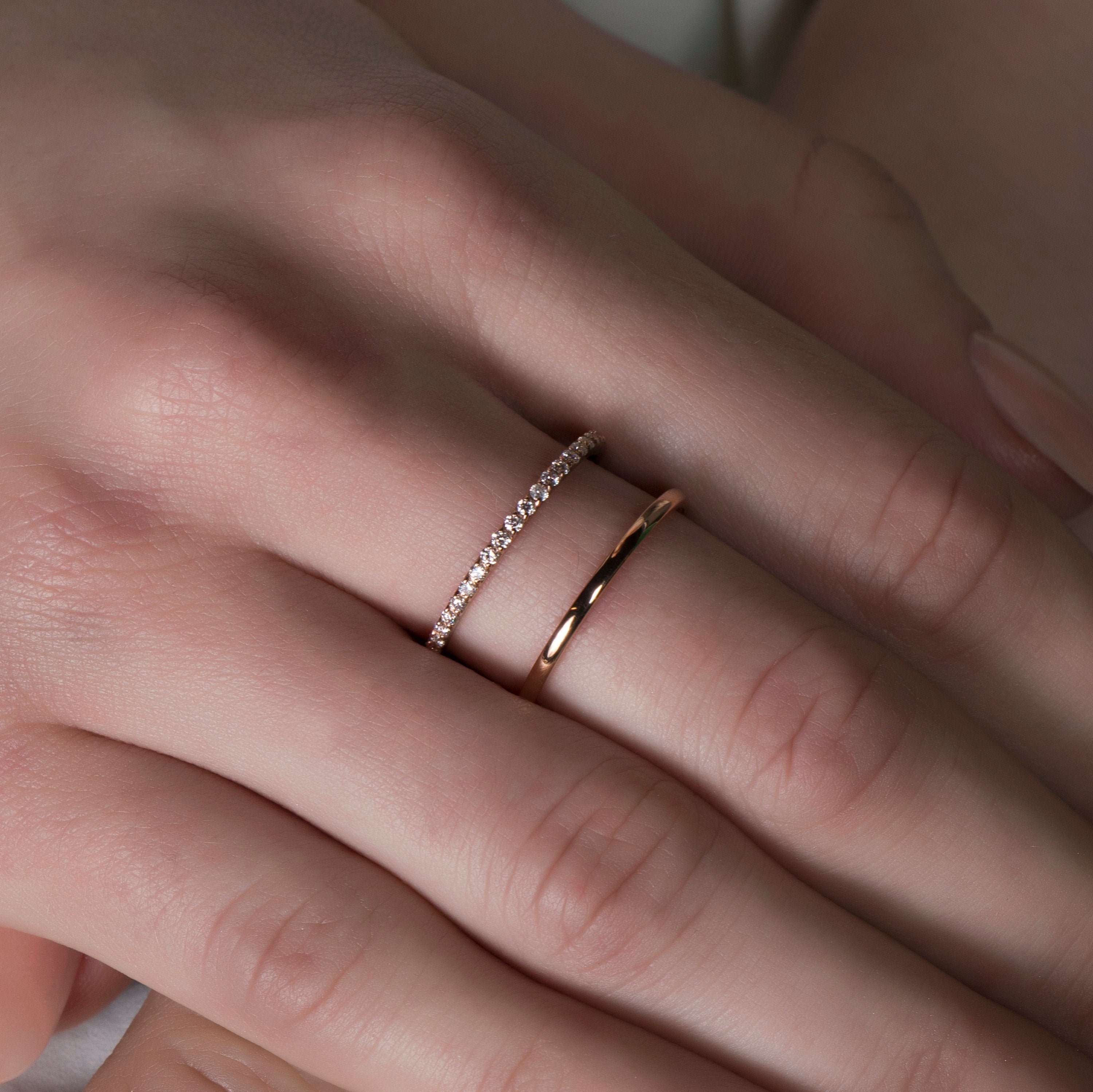 Double Diamond Band Ring in 18K Gold