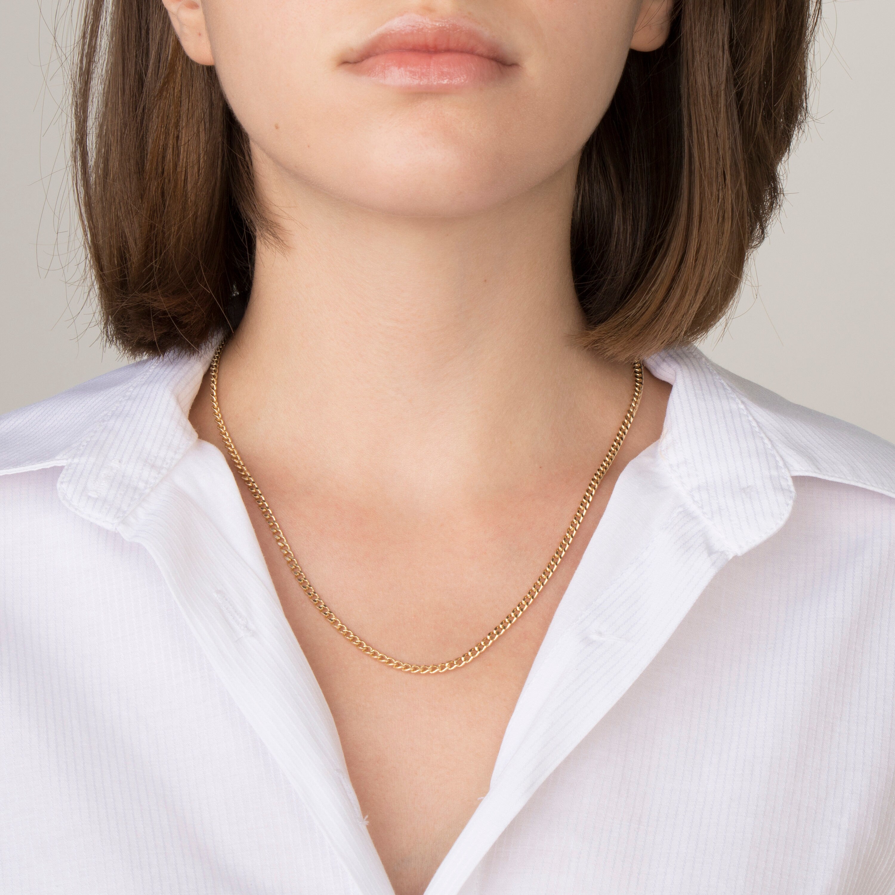 Minimal Curb Chain Necklace in 14K Gold