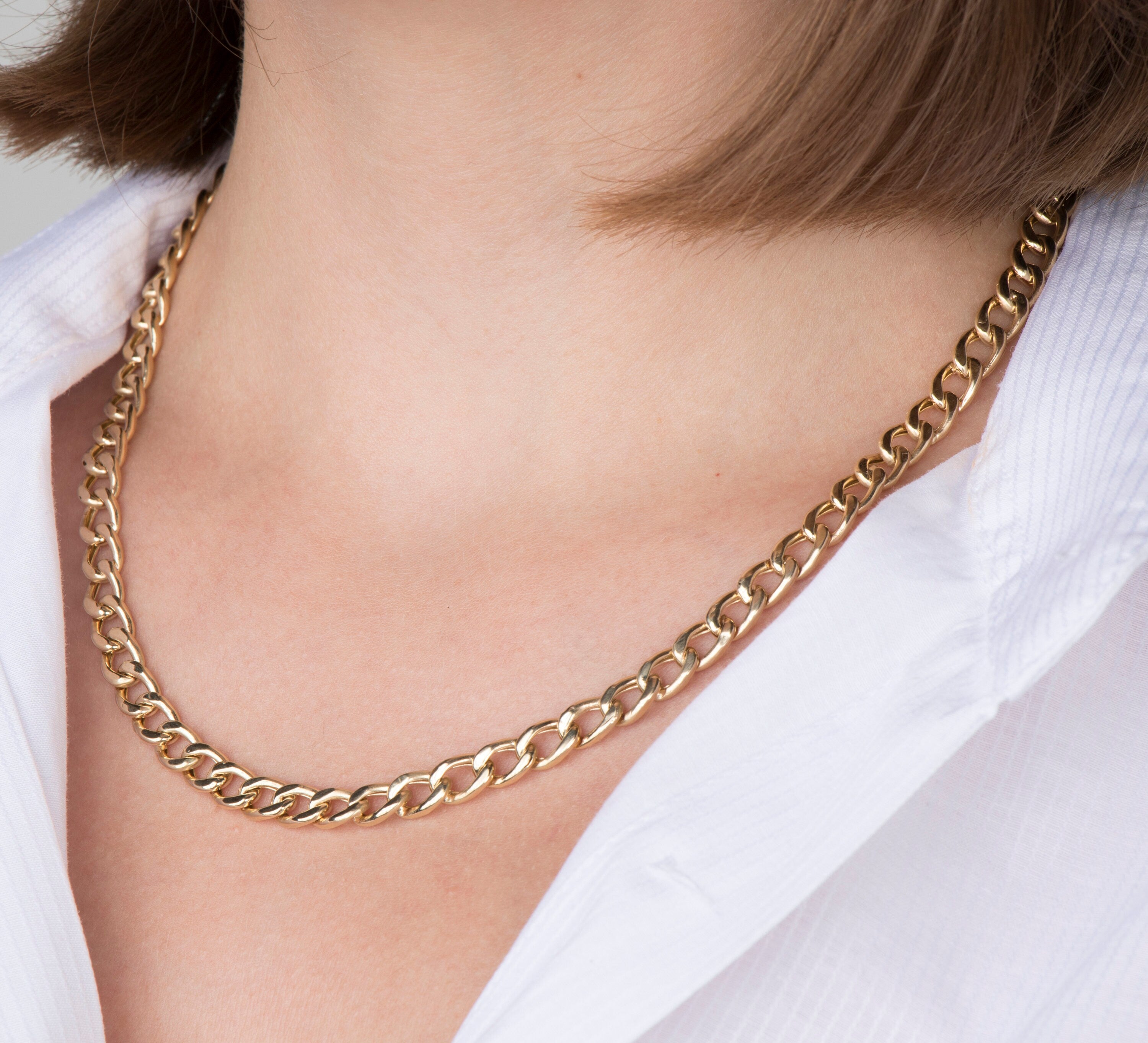 Cuban Link Chain Necklace in 14K Gold