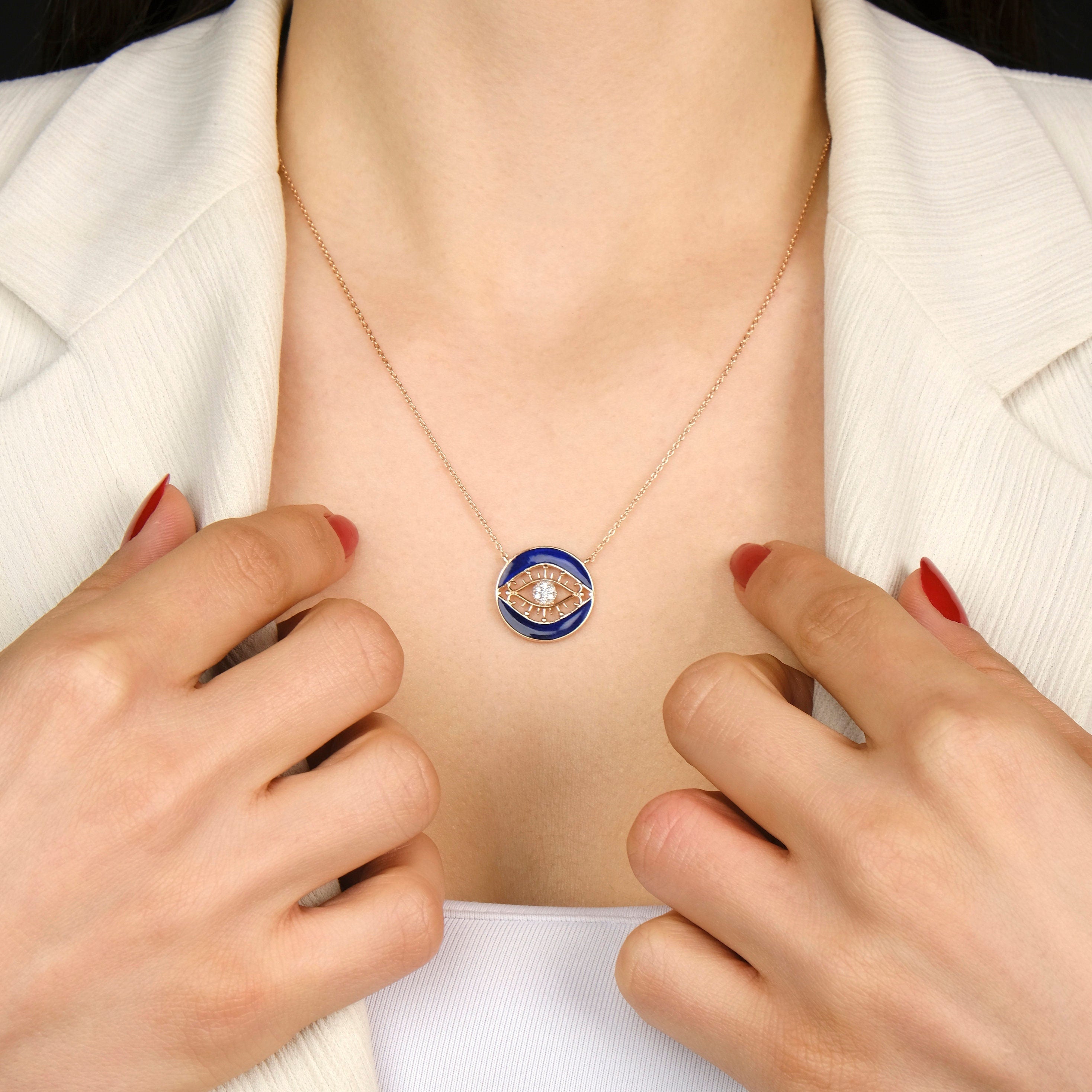 Diamond Eye Medallion Necklace in 14K Gold