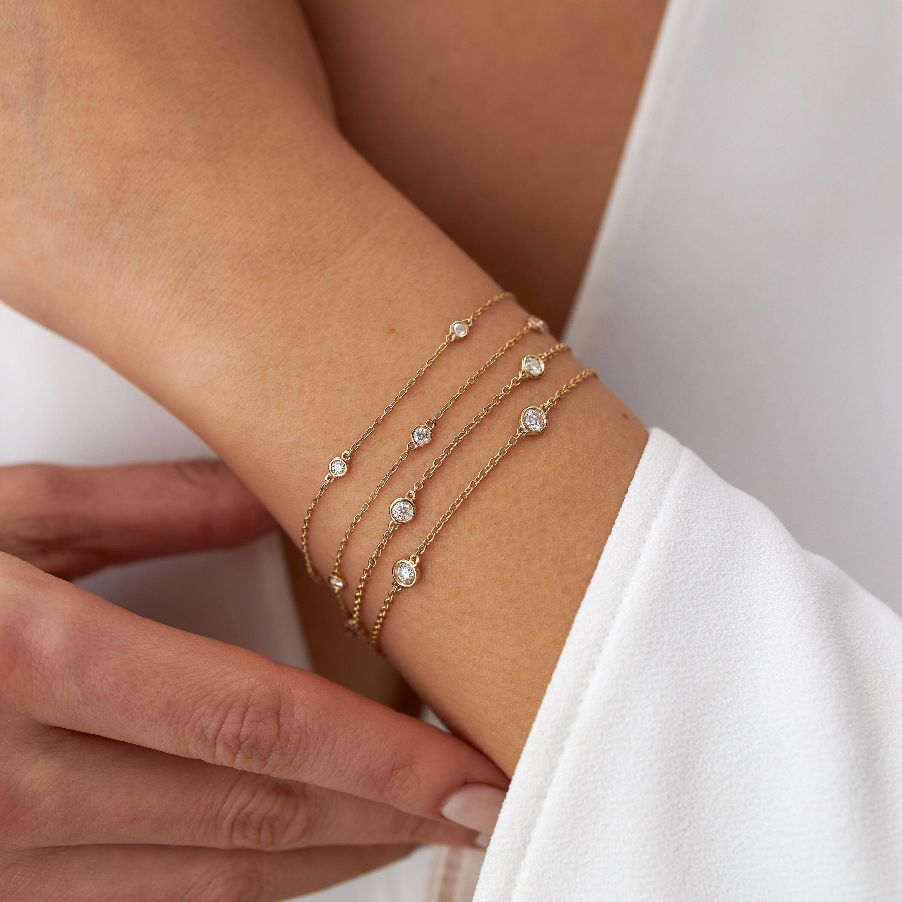 Diamond Station Bracelet in 14K Gold